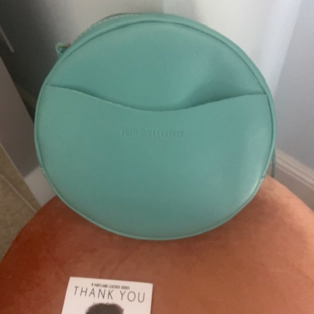 Circle Crossbody purse